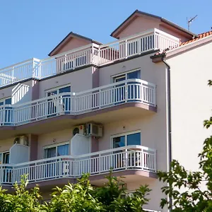 Mm Apartment