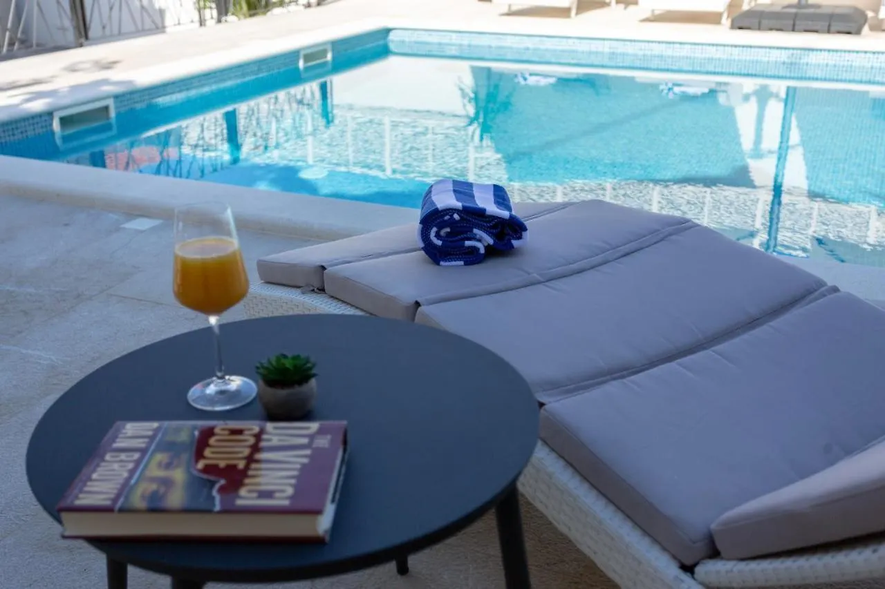Villa Fortis B&B Trogir 4*,