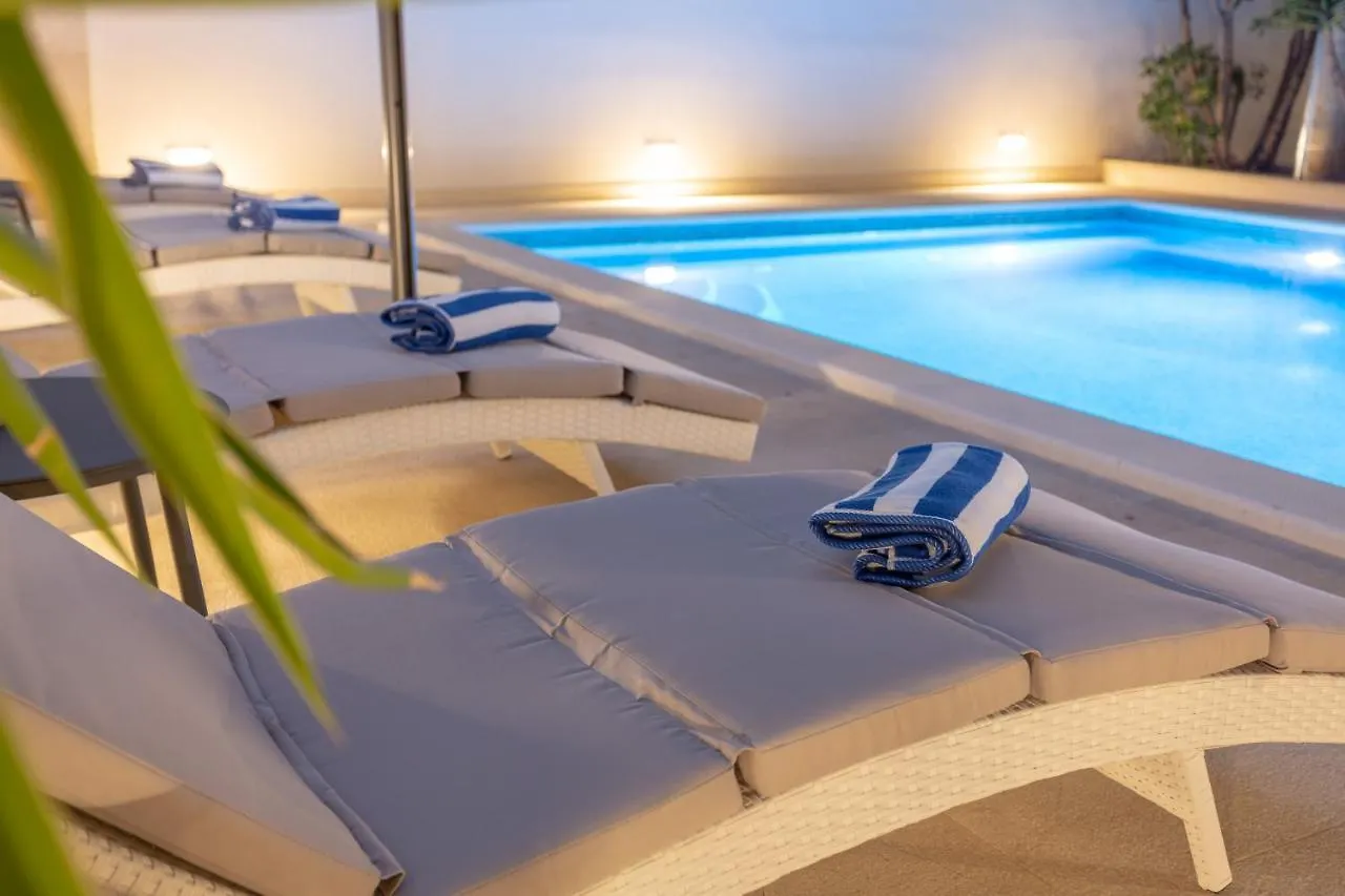 Villa Fortis B&B Trogir 4*,