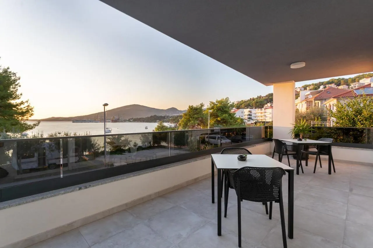 Villa Fortis B&B Trogir 4*,